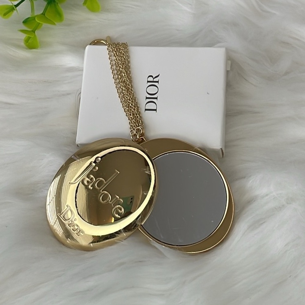Dior J'adore Gold Compact Mirror - Picture 5 of 9